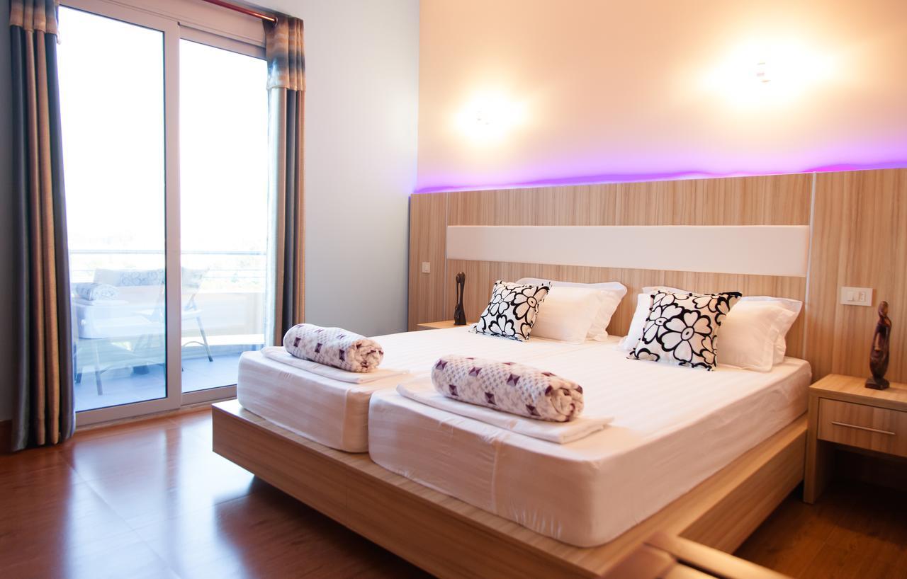 Hotel Blue Moon Ούλτσιν Εξωτερικό φωτογραφία