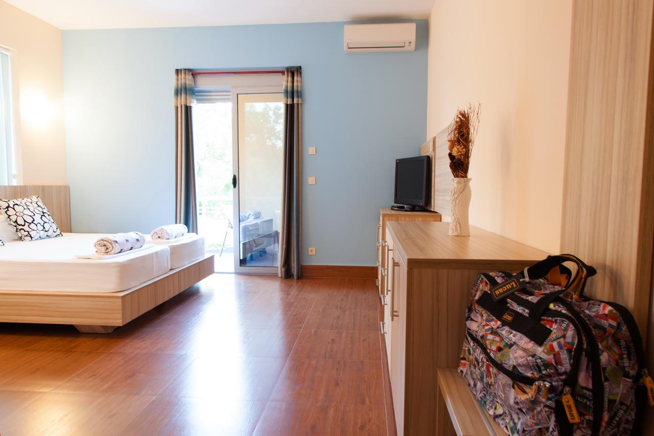 Hotel Blue Moon Ούλτσιν Εξωτερικό φωτογραφία